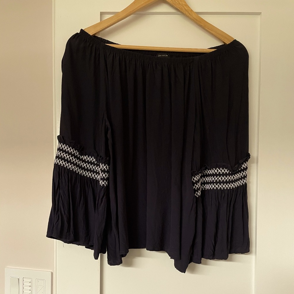 Ann Taylor navy blue off the shoulder blouse